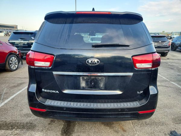 2016 KIA SEDONA