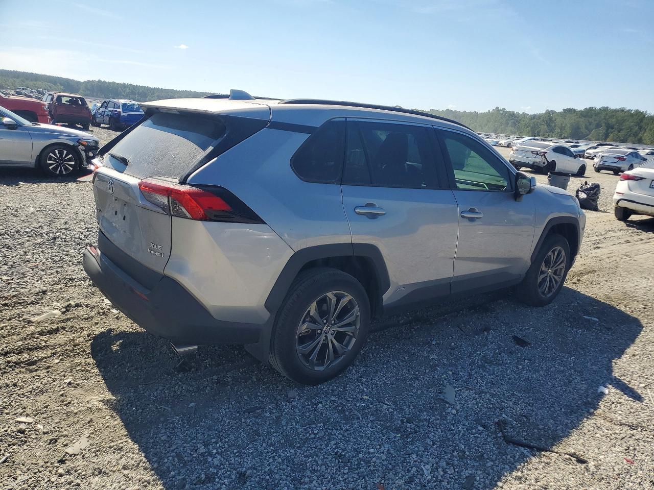2024 TOYOTA RAV4 XLE Premium