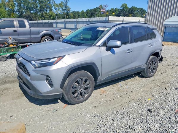 2024 TOYOTA RAV4 XLE Premium