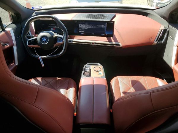 2023 BMW IX