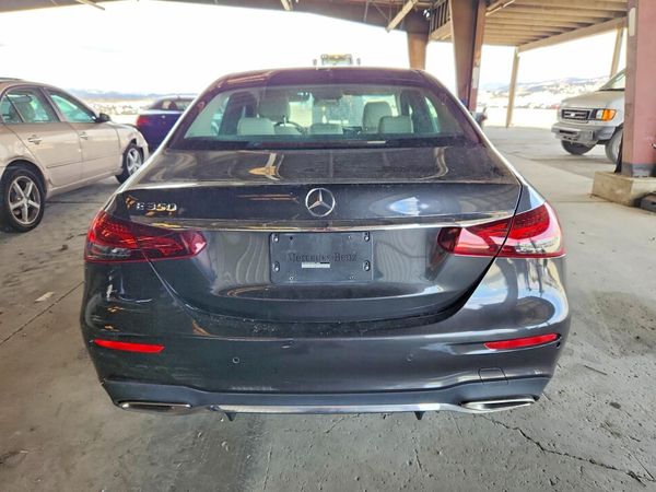 2022 MERCEDES-BENZ E