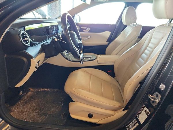 2022 MERCEDES-BENZ E