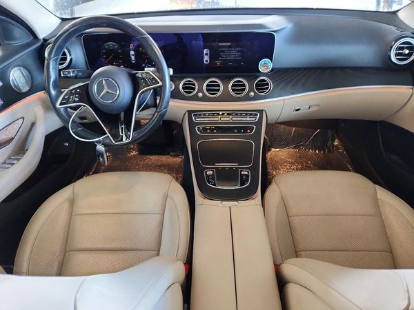 2022 MERCEDES-BENZ E