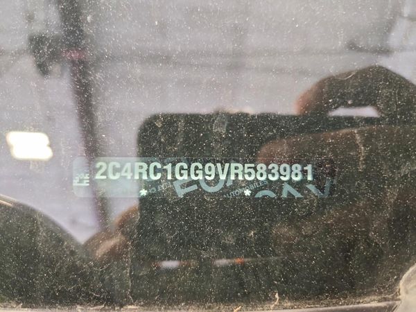 2027 CHRYSLER PACIFICA Limited