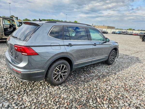 2021 VOLKSWAGEN TIGUAN SE, SE R-Line Black, SEL