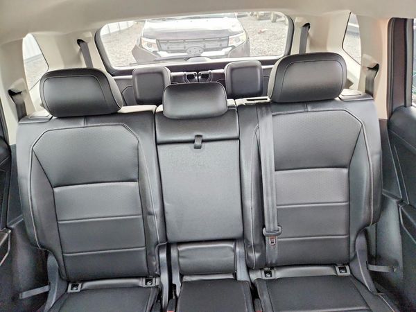 2021 VOLKSWAGEN TIGUAN SE, SE R-Line Black, SEL