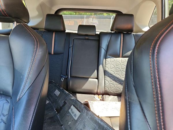2019 TOYOTA RAV4 — SUVN