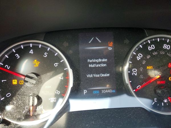 2022 TOYOTA RAV4 LE