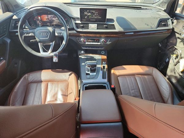 2018 AUDI Q5 quattro Premium Plus