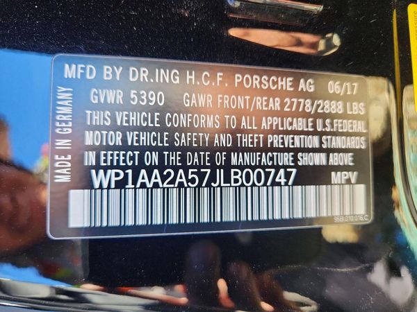 2018 PORSCHE MACAN