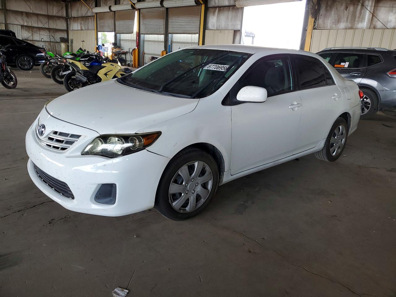 2013 TOYOTA COROLLA — Front 3/4