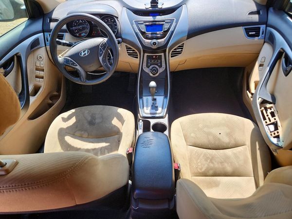 2013 HYUNDAI ELANTRA