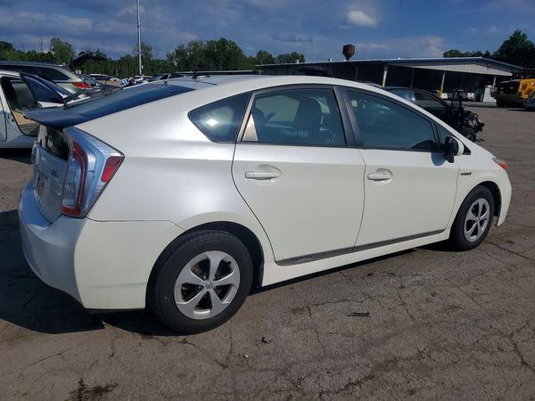 2014 TOYOTA PRIUS
