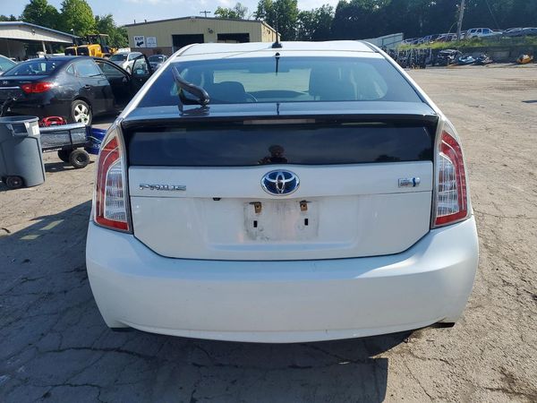2014 TOYOTA PRIUS