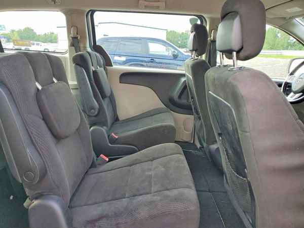 2012 DODGE GRAND CARAVAN SE