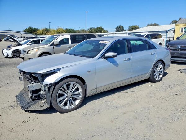 2017 CADILLAC CT6