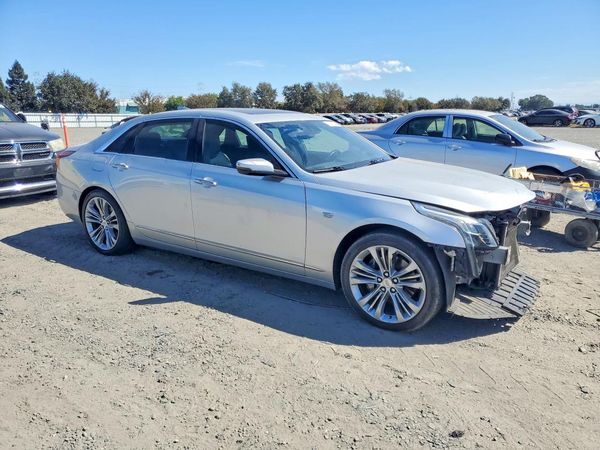 2017 CADILLAC CT6