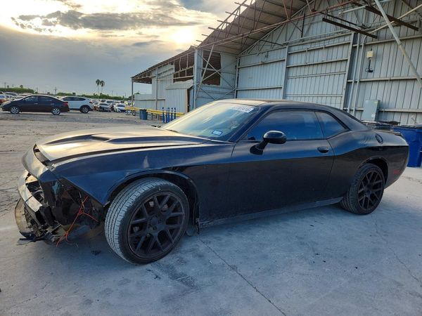2016 DODGE CHALLENGER SXT