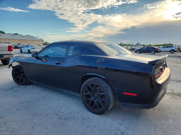 2016 DODGE CHALLENGER SXT