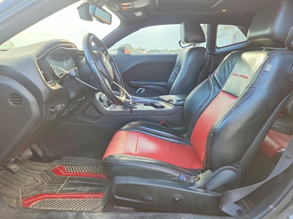 2016 DODGE CHALLENGER SXT
