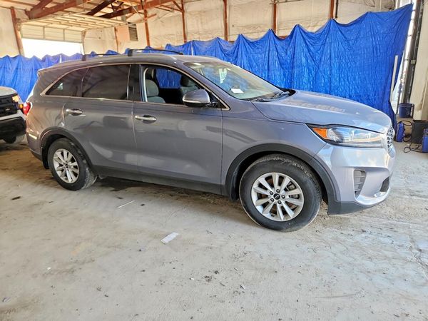 2020 KIA SORENTO L, LX, S — Passenger 3/4