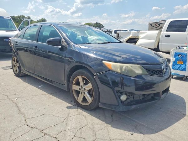 2012 TOYOTA CAMRY