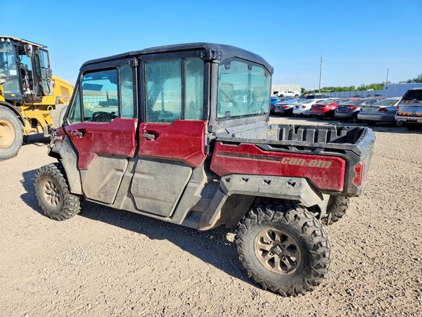 2024 CAN-AM DEFENDER