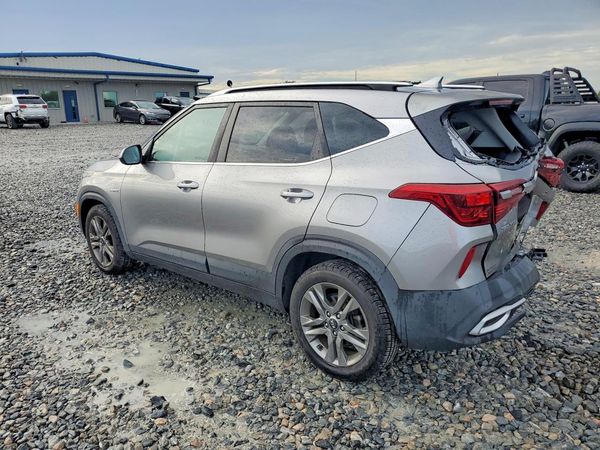 2021 KIA SELTOS S