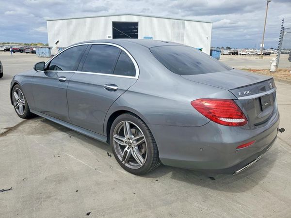 2018 MERCEDES-BENZ E