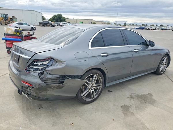 2018 MERCEDES-BENZ E