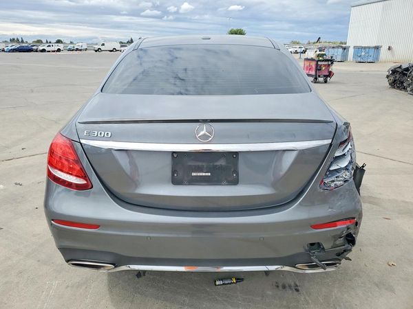 2018 MERCEDES-BENZ E