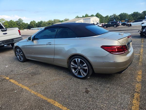 2016 MERCEDES-BENZ E E400