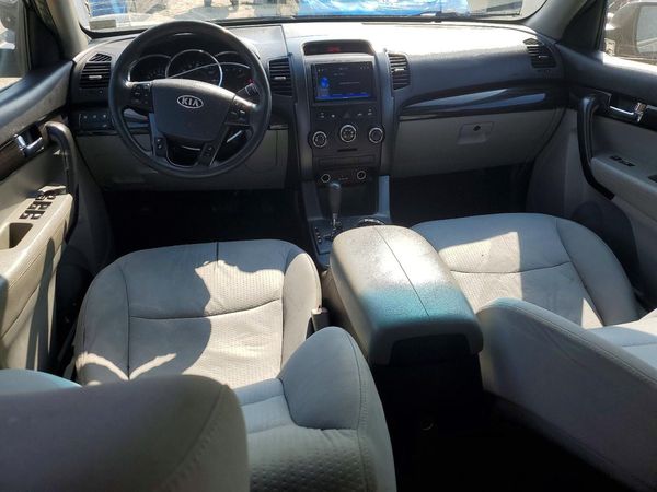 2013 KIA SORENTO Base / LX