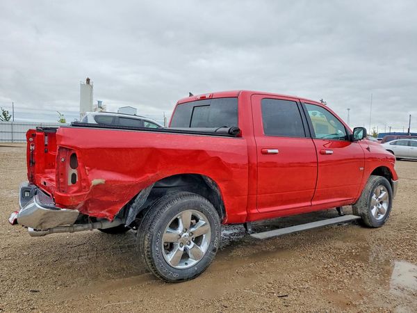 2018 RAM 1500 SLT