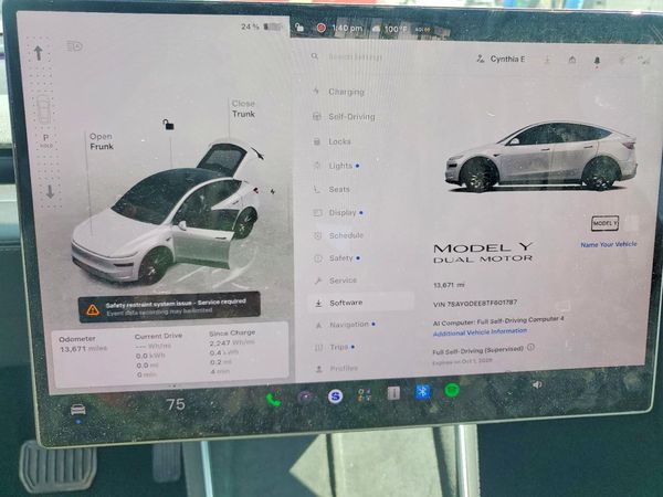 2026 TESLA MODEL Y