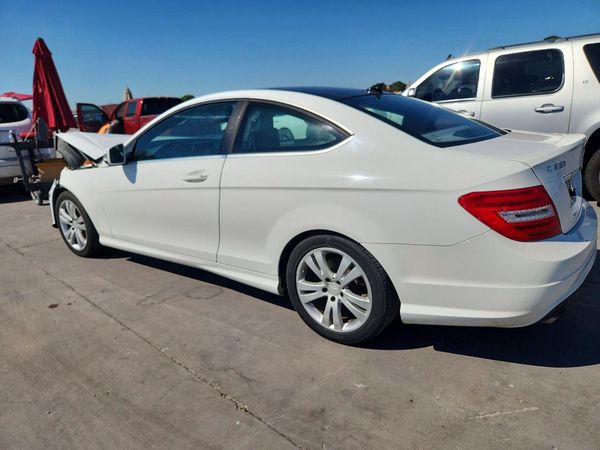 2014 MERCEDES-BENZ C C250