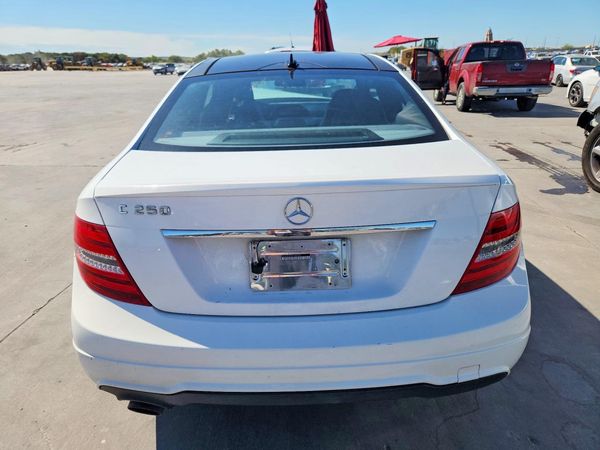 2014 MERCEDES-BENZ C C250