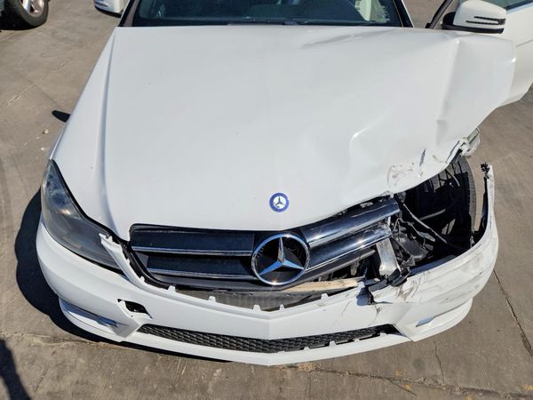 2014 MERCEDES-BENZ C C250