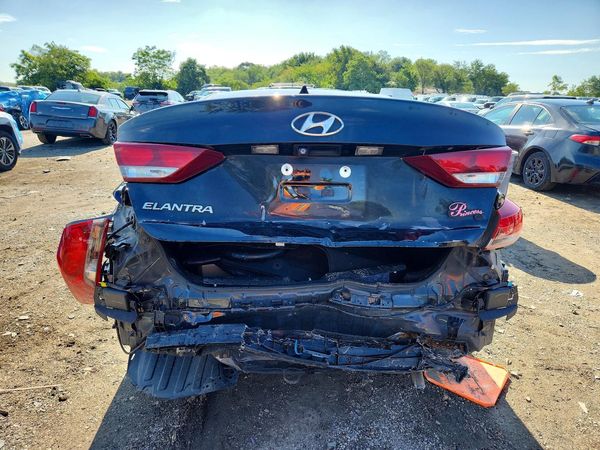 2017 HYUNDAI ELANTRA