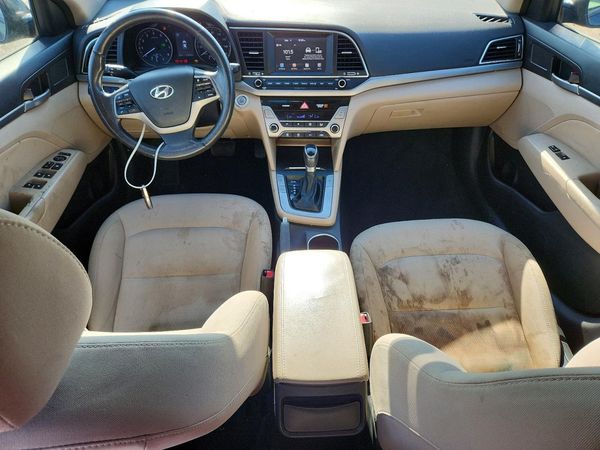 2017 HYUNDAI ELANTRA