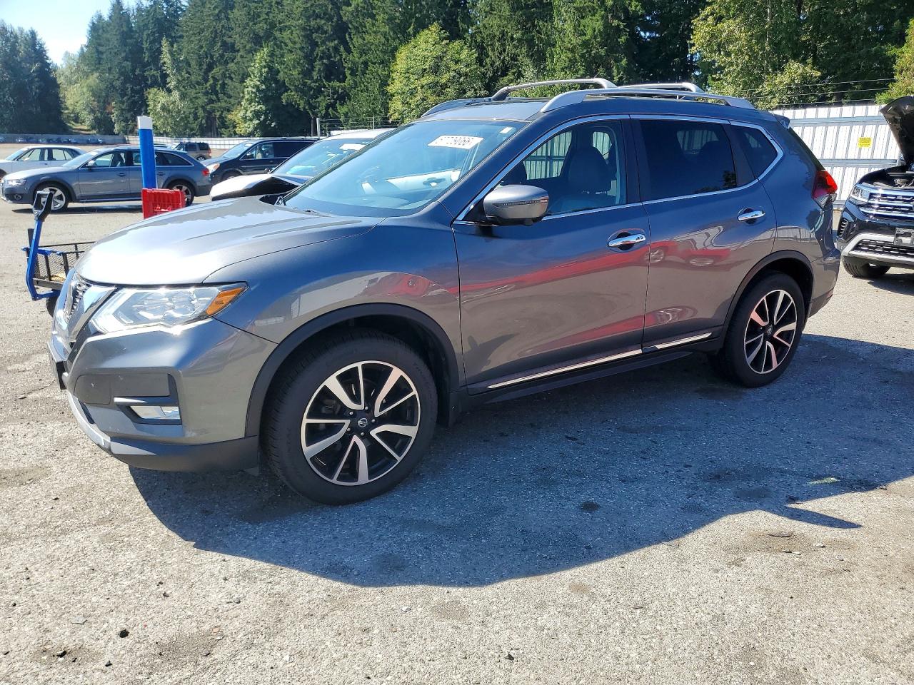 2019 NISSAN ROGUE — Front 3/4