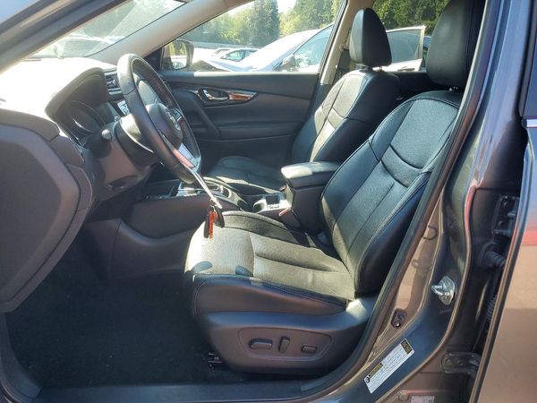 2019 NISSAN ROGUE — DENT