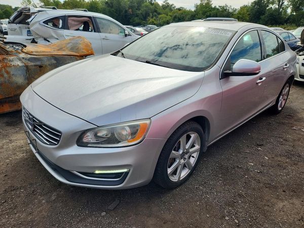 2016 VOLVO S60 SV33 Premier