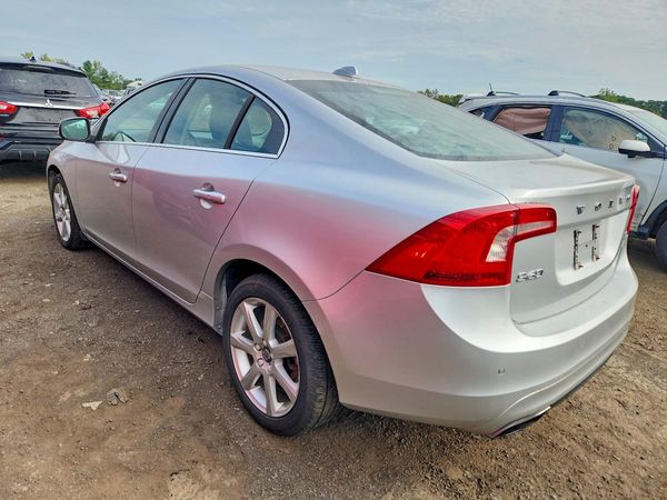 2016 VOLVO S60 SV33 Premier