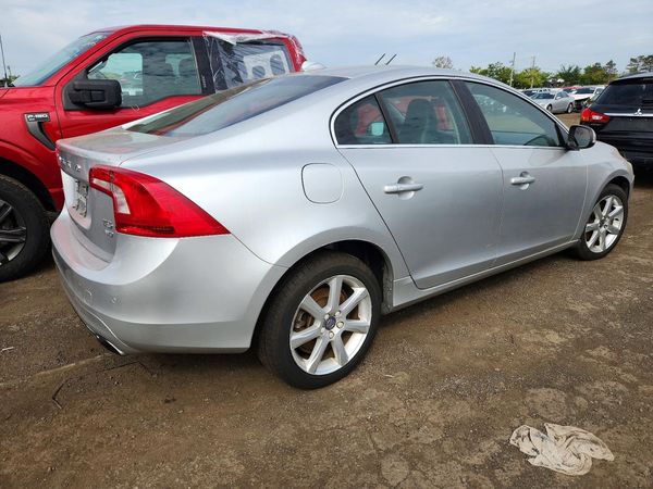 2016 VOLVO S60 SV33 Premier
