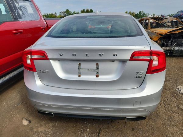 2016 VOLVO S60 SV33 Premier