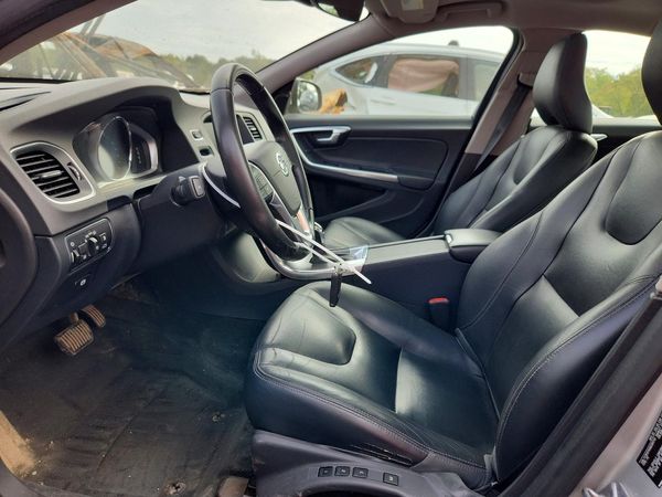 2016 VOLVO S60 SV33 Premier