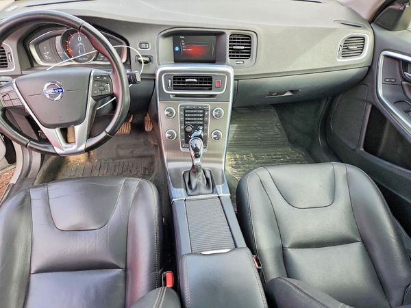 2016 VOLVO S60 SV33 Premier