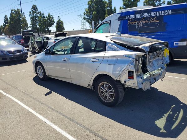 2020 TOYOTA PRIUS