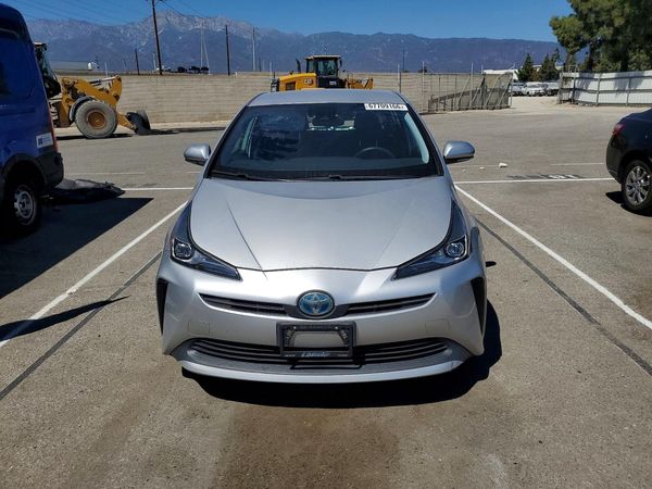 2020 TOYOTA PRIUS